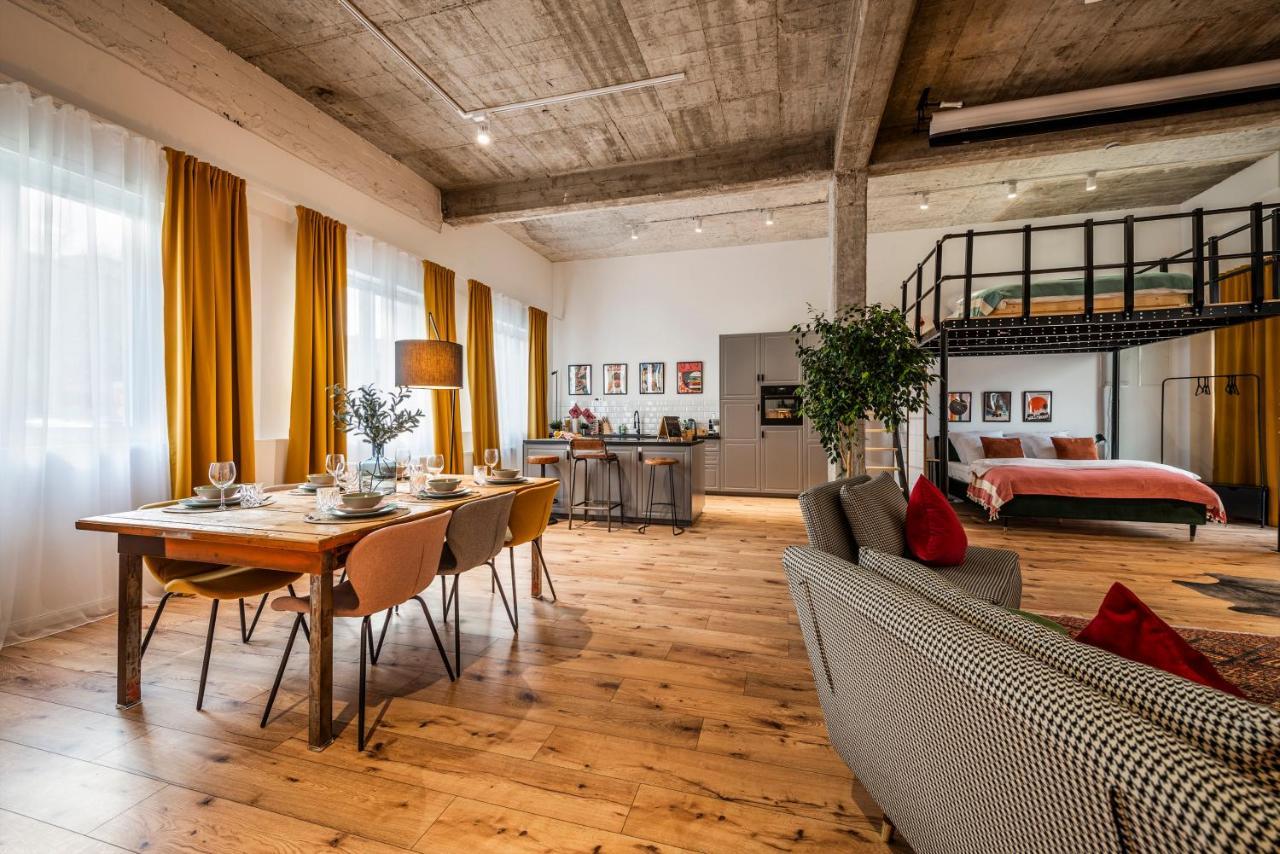 Klassen Stay - Exklusives Loft - Xxl Leinwand - 4 Km Messe, 1,5 Km Hbf Essen Esterno foto