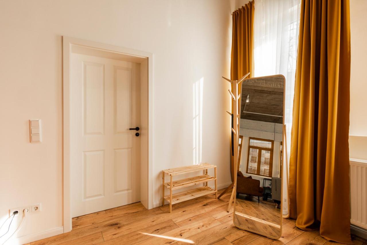Klassen Stay - Exklusives Loft - Xxl Leinwand - 4 Km Messe, 1,5 Km Hbf Essen Esterno foto